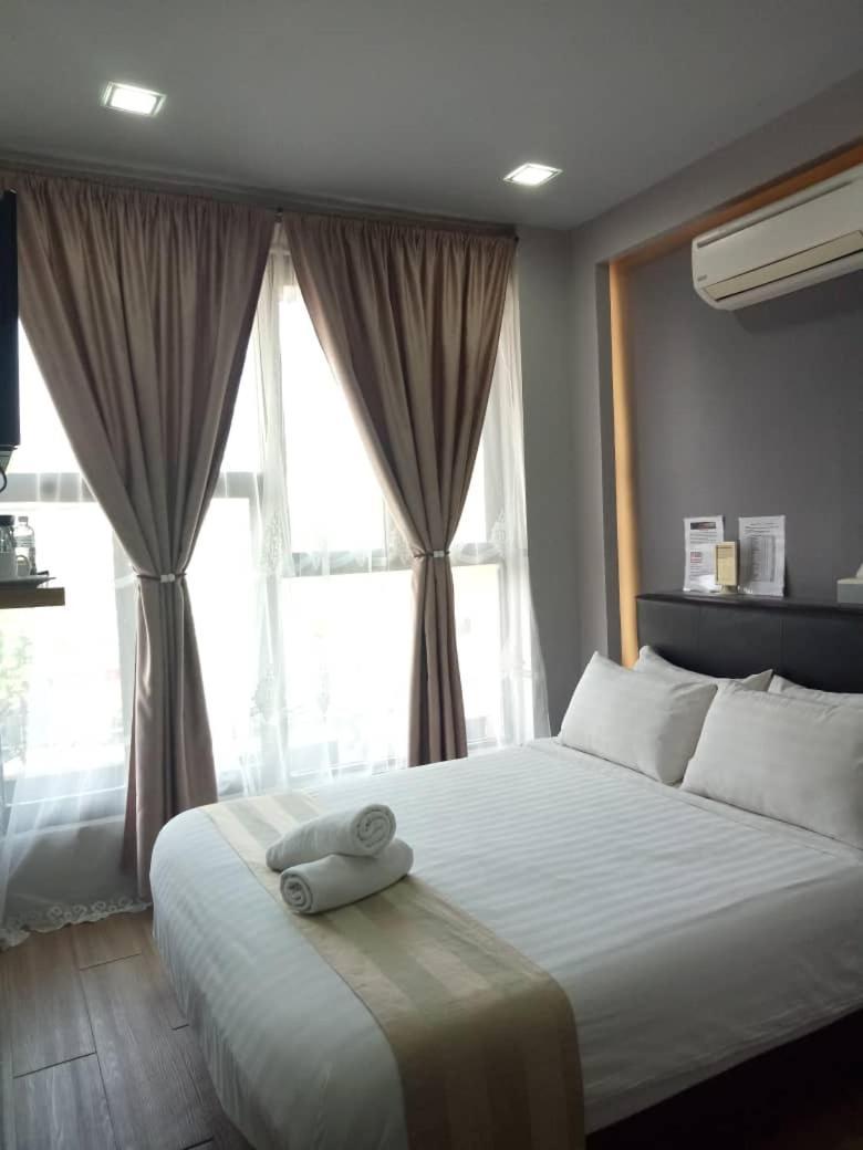 Sunset Villa Inn Pantai Cenang  Exterior foto